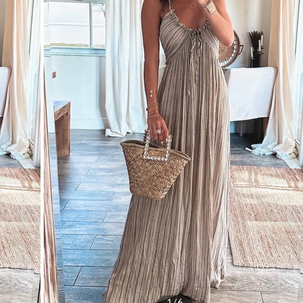 NWT Backless U-Neck Halter Strap Long Dress